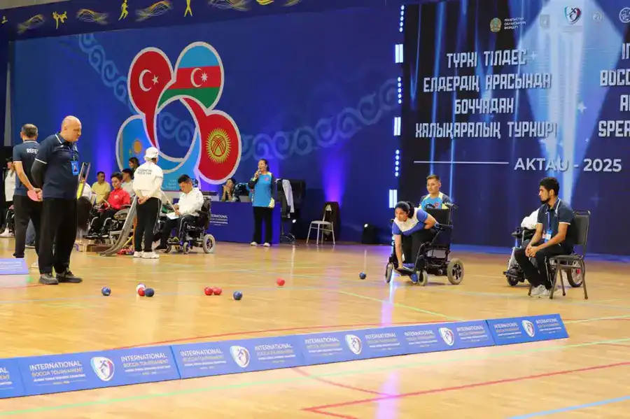 Аким Мангистауской области поддержал участников международного турнира по бочча (3)