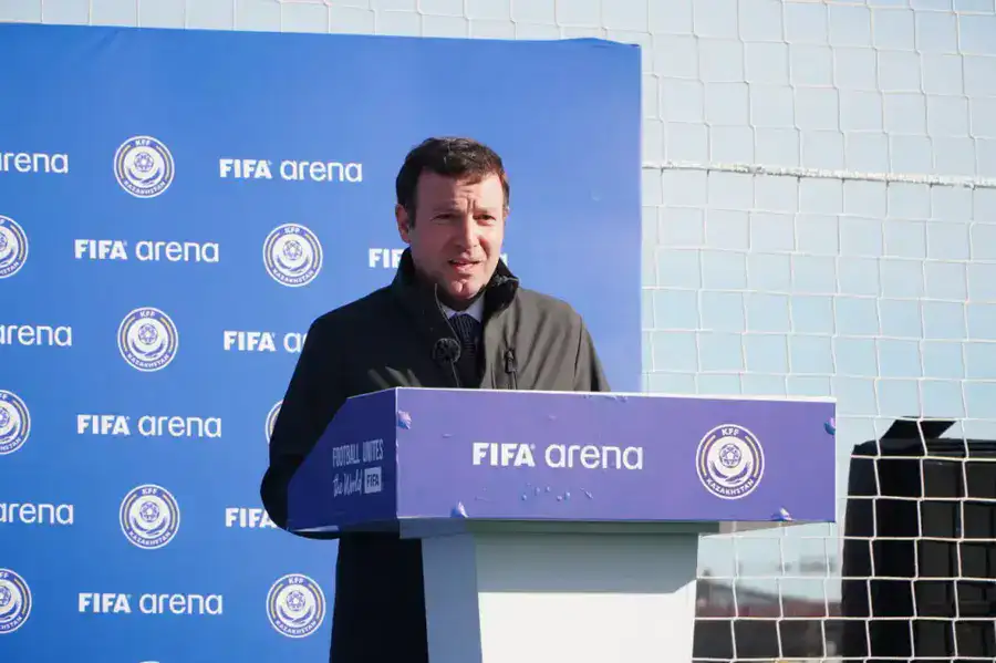 В Кокшетау открыт футбольный стадион, построенный в рамках программы FIFA Arena (5)