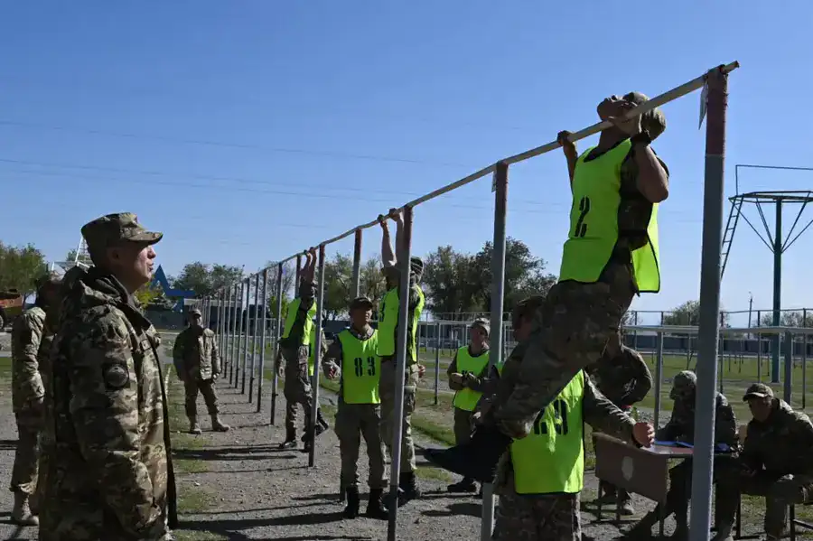 В Вооруженных силах проходит итоговая проверка боевой готовности (7)