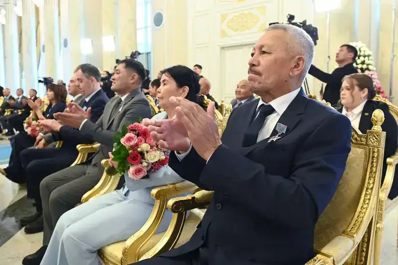 Президент Казахстана наградил карагандинцев (4)