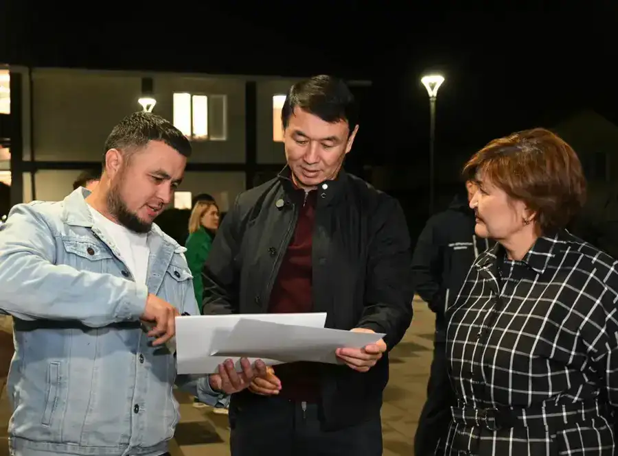 Поддержка местных производителей и единый стиль благоустройства - аким Алматы посетил предприятия и объекты Жетысуского района (8)