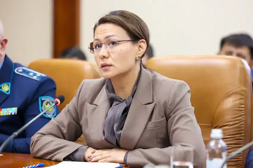 АППАРАТНОЕ СОВЕЩАНИЕ: ОБСУЖДЕНЫ АКТУАЛЬНЫЕ ВОПРОСЫ (2)