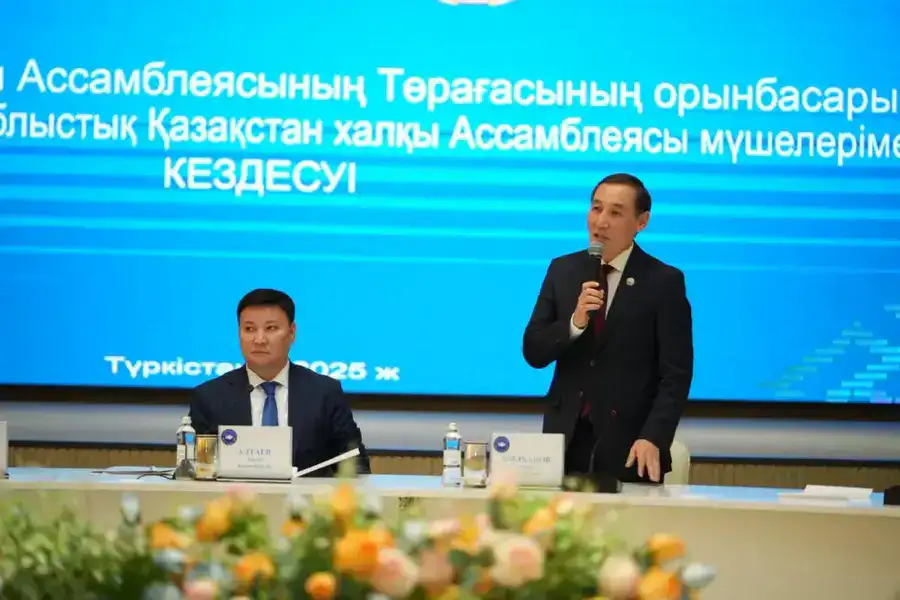 В ТУРКЕСТАНЕ ПРОШЛА ВСТРЕЧА, ПОСВЯЩЕННАЯ УКРЕПЛЕНИЮ ЕДИНСТВА (2)