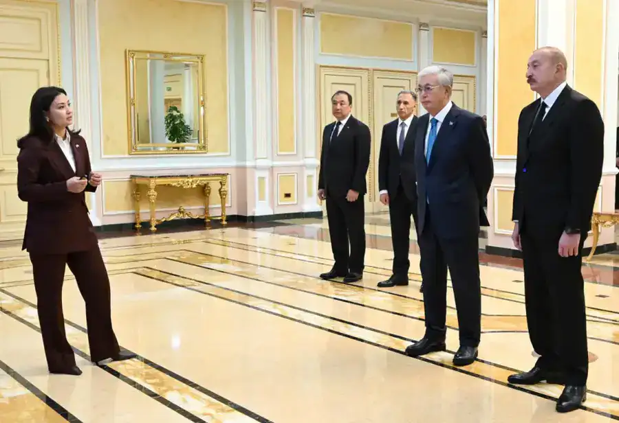 Касым-Жомарту Токаеву и Ильхаму Алиеву презентовали проект «Развитие Среднего коридора» (2)