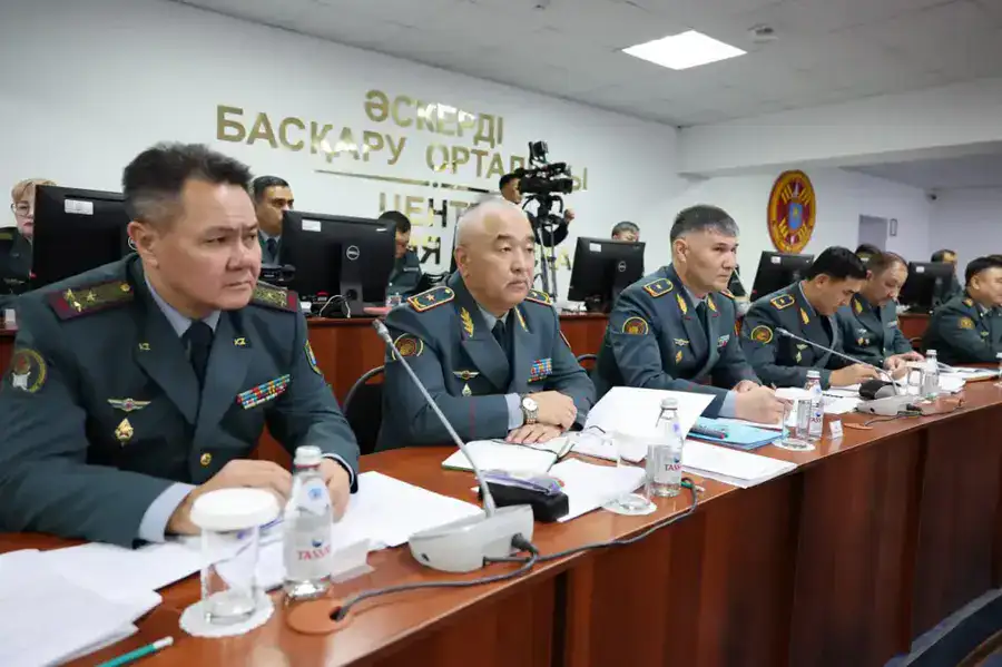 В Национальной гвардии МВД РК состоялось расширенное совещание по итогам 9 месяцев 2025 года (3)