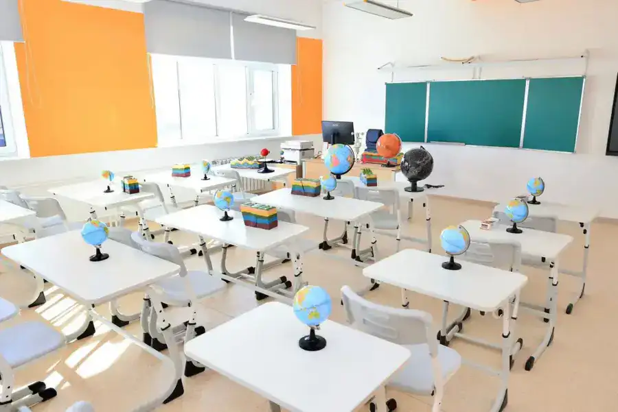 В регионах страны в День Республики открылись новые объекты образования (9)