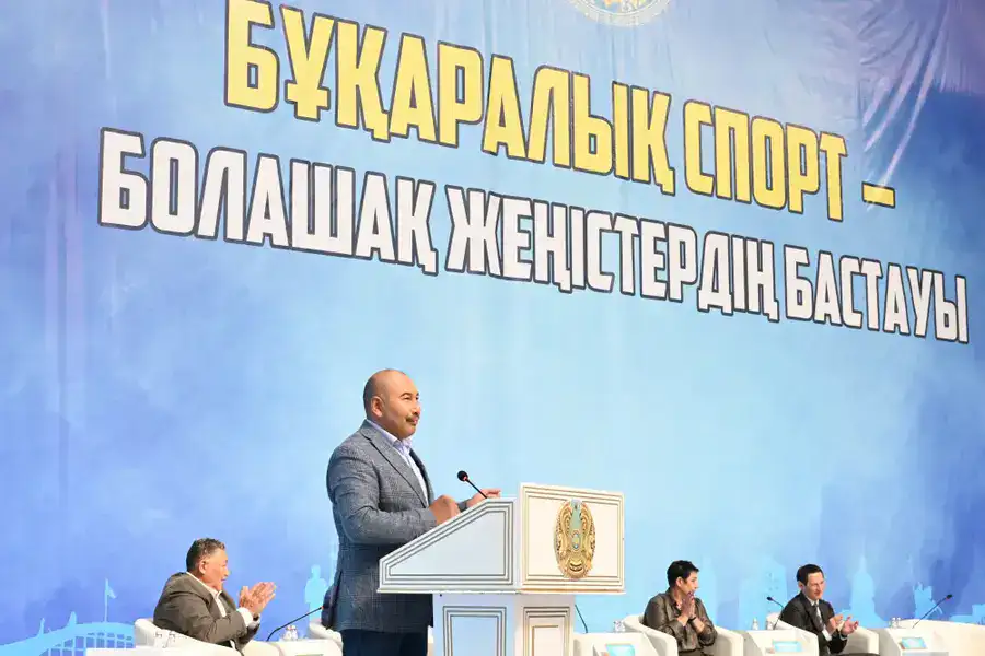 Молодежь Жетісу встретилась с олимпийскими чемпионами (4)