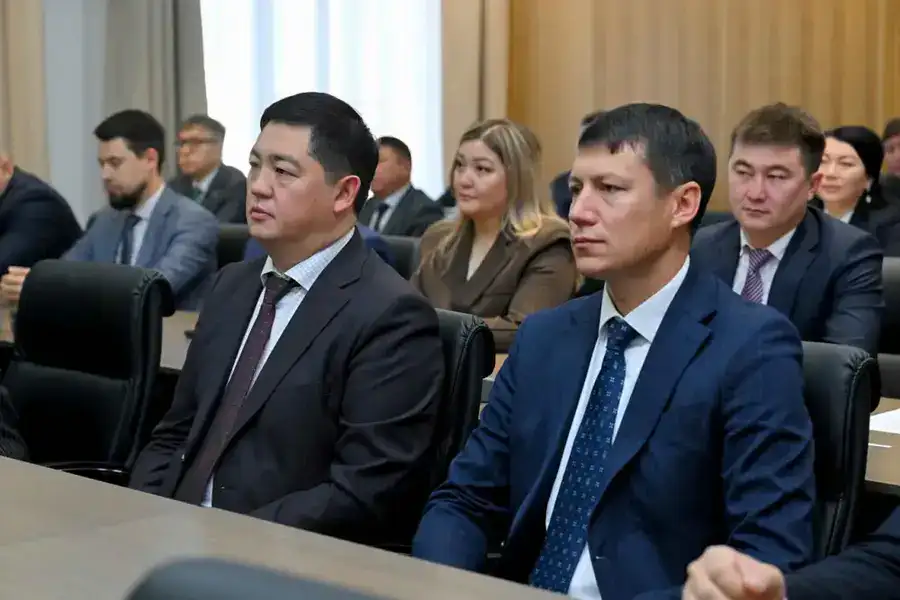 Аким области представил нового акима города Семей (8)