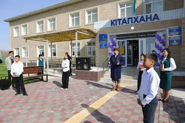 В Жамбылском районе открыли новый центр: культура, спорт, образование и архив под одной крышей (7)