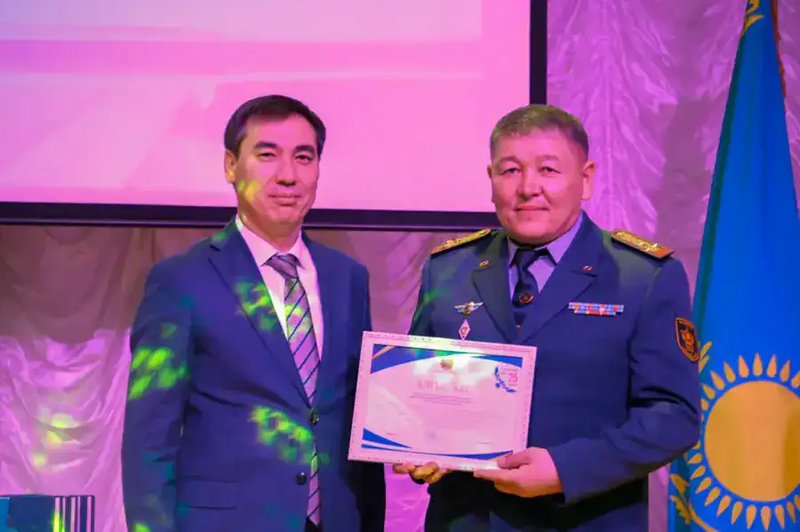 В столичном военном колледже состоялось мероприятие ко Дню Республики (5)