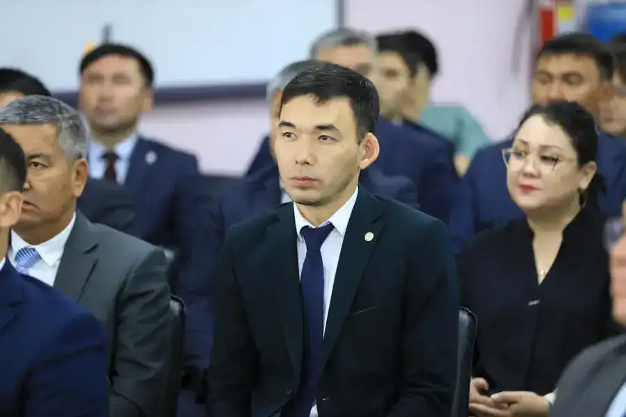 Асхат Шахаров провел мотивационную встречу со слушателями Академии государственного управления (6)