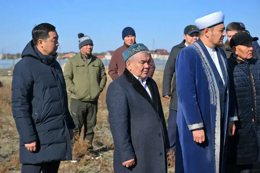 В Семее в рамках акции «Абайға құрмет» началось строительство первого объекта (9)