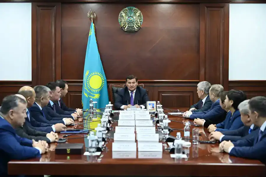 Глава региона встретился с председателями маслихатов (2)