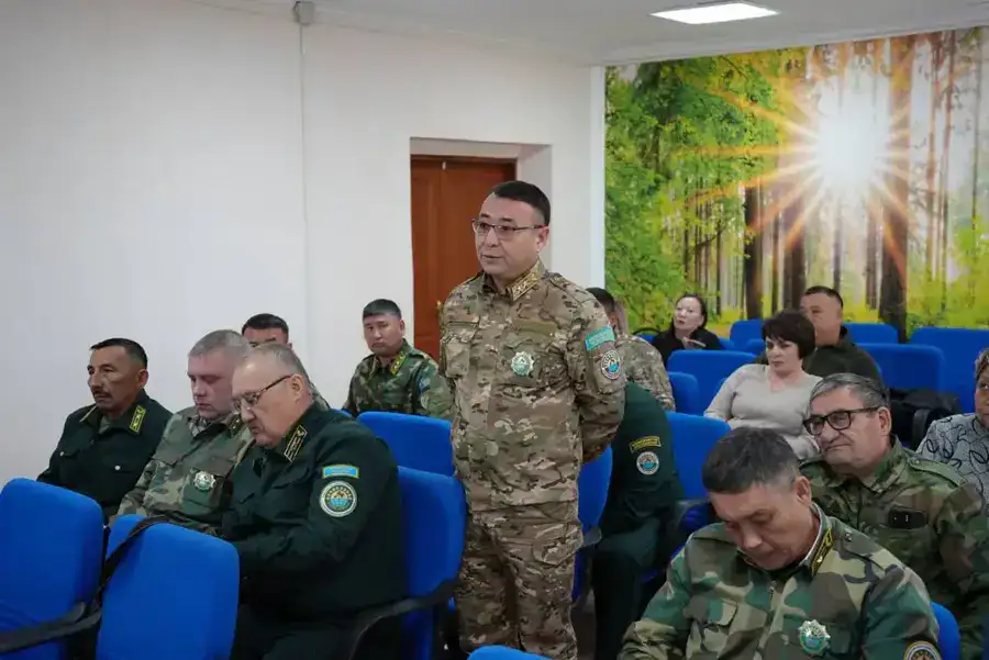 Министр экологии и природных ресурсов РК провёл осмотр состояния лесов в Павлодарской и ознакомился с ходом работ по ликвидации последствий пожаров и в области Абай (6)