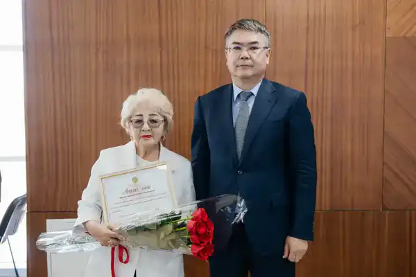 В Атырау обсудили направления развития искусственного интеллекта и цифровизации (6)