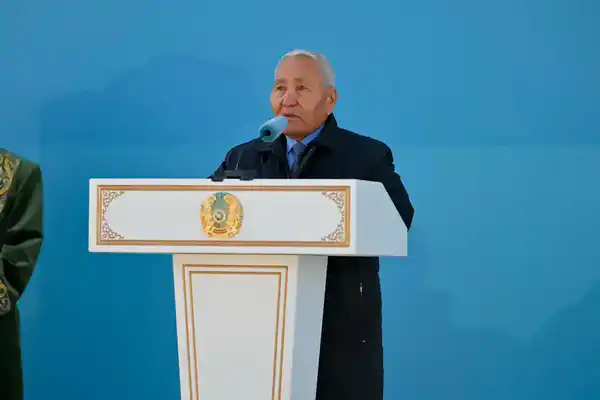 В День Республики в Семее открылся новый парк (4)