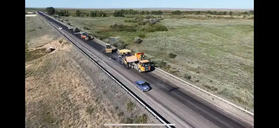 Открыто движение на 34 км республиканской автодороги Актобе-Мартук-граница РФ (на Оренбург) (2)