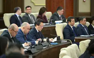 Утверждение республиканского бюджета Казахстана на 2026-2028 годы с прогнозом доходов и расходов