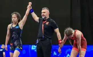 Шугыла Омирбек первая золото чемпионата мира U23 женская борьба Казахстан