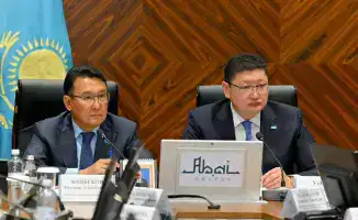 Сессия маслихата Абай обсуждение бесплатных лекарств улучшение транспорта