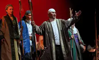 В Кызылорде прошел спектакль «Еңлік-Кебек», завоевавший Гран-при на театральном фестивале