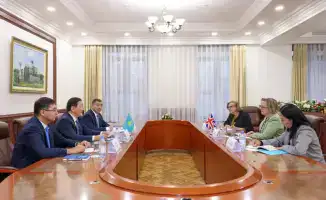 Мосты сотрудничества: Генеральный Прокурор Берик Асылов и Посол Великобритании Салли Аксуорси обсуждают верховенство закона и права человека