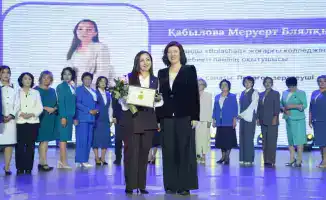 64 учителя Казахстана получили звание «Лучший педагог» на конкурсе в преддверии Дня Республики