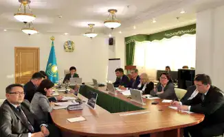 Обсуждение в Минтруда подчеркивает важность социальных работников и их вклад в реабилитацию детей