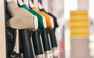 Цены на ГСМ заморожены в октябрьском ледяном плену - Минэнерго РК