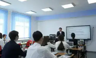 Внедрение искусственного интеллекта в школьное образование: новый этап в обучении и подготовке педагогов