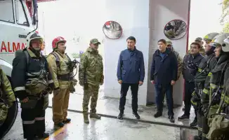 Аким Алматы посетил специализированный отряд ДЧС и отметил важность работы спасателей