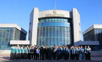 Школьники знакомятся с армейскими технологиями и патриотическим воспитанием в Национальном университете обороны