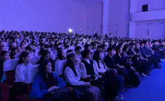 Молодёжный форум в Актобе: обсуждение патриотизма и образования на международной арене