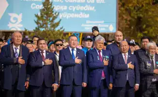 День Республики в Алматинской области подъем флага награды молодежные проекты