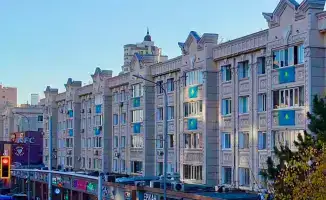 Челлендж с флагами к Дню Республики в Астане