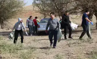 Масштабная акция по очистке территории: 2455 участников в Толебийском районе Казахстана в рамках программы "Таза Қазақстан"