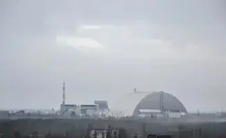 Чернобыль в темноте: обстрел оставил АЭС без света