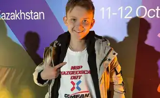 Тимофей Муравьев из Караганды стал трёхкратным чемпионом Казахстана по дрон-рейсингу на фестивале Aspan Fest 2025.