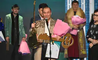 В Астане прошел республиканский айтыс с международным участием