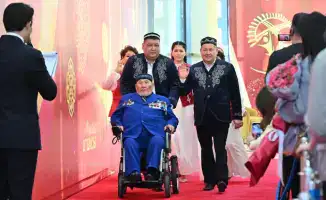 Награждение образцовых семей Казахстана в Астане