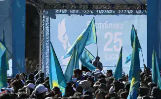 В Алматы проходят праздничные мероприятия ко Дню Республики Казахстан с концертами и спортивными соревнованиями