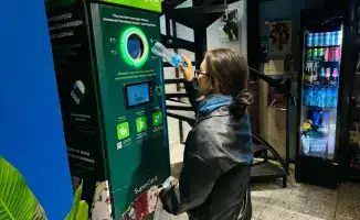 Молодежь Ауэзовского района собирает пластик, словно чистит природу от загрязнений в рамках акции «Таза Қазақстан»!