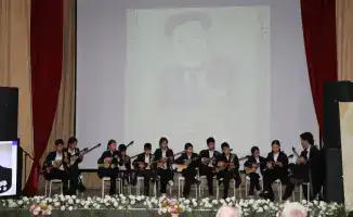 Сырбай Мауленов: поэзия, армия и гражданская идентичность