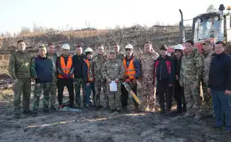 Лес в опасности: министр на страже природы!