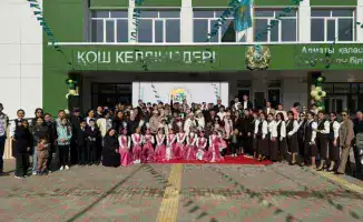 В Алматы открыли четыре новые современные школы к Дню Республики, что стало значительным шагом в развитии образовательной инфраструктуры города. В этом году планируется открыть еще 24 школы, что подчеркивает стремление к улучшению условий для обучения и в