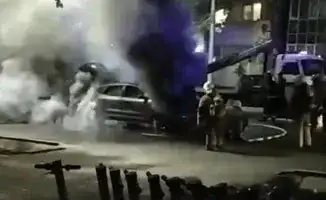 Пожар электромобиля Zeekr в Алматы: вопросы безопасности и доверия к новым технологиям