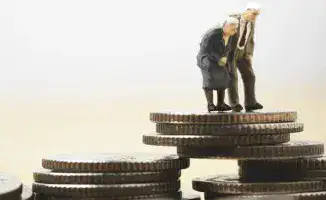 Пенсионный возраст в Казахстане: как часы времени продолжают тикать, но стрелки остаются на месте до 2026 года