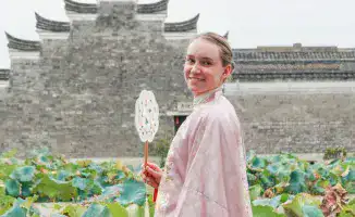 Елена Рыбакина: символ успеха и вдохновения для молодежи Казахстана после триумфа в Китае