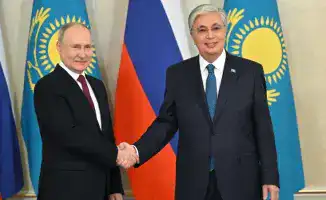 Визит Токаева в Россию: укрепление международных связей и социальные ожидания