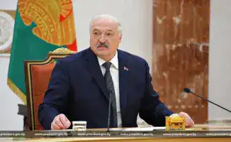Лукашенко: Кофеманы и порядок на заправках — кто виноват?